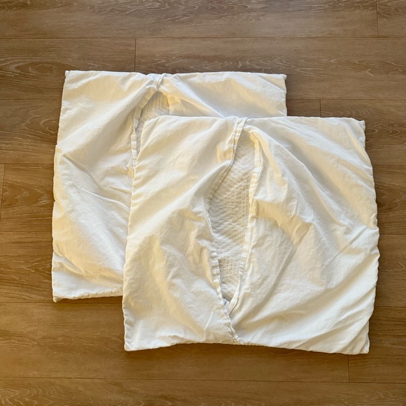 West Elm set of 2 white Modern Geo Euro shams - Picture 3 of 3